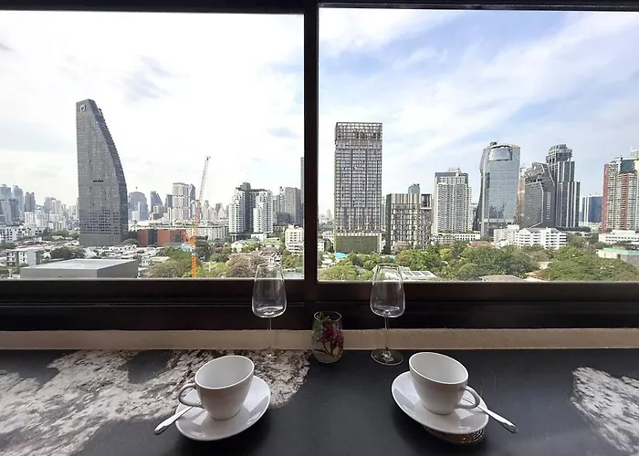 Peaceful Cozy With Stunning View&full Kitchen *